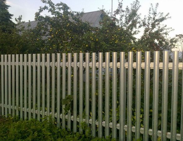 Бетонирование столбов для забора: устанавливаем забор правильно Бетонирование столбов для забора: устанавливаем забор правильно