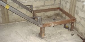 Лестница из профильной трубы своими руками: чертежи и пошаговая инструкция