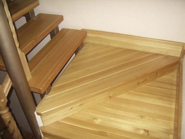 Лестница в погреб своими руками: выбор конструкции и пошаговая инструкция по изготовлению