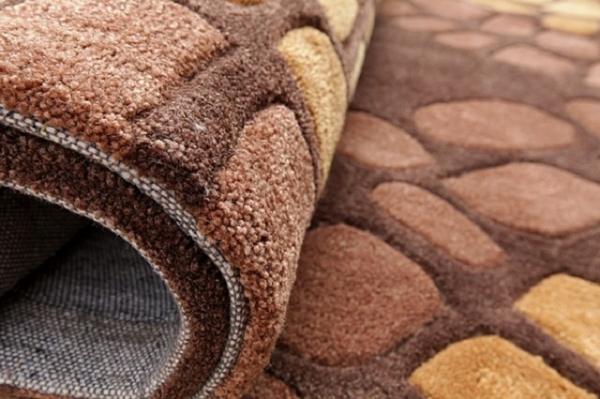 Накладки на ступени лестницы из ковролина: особенности выбора