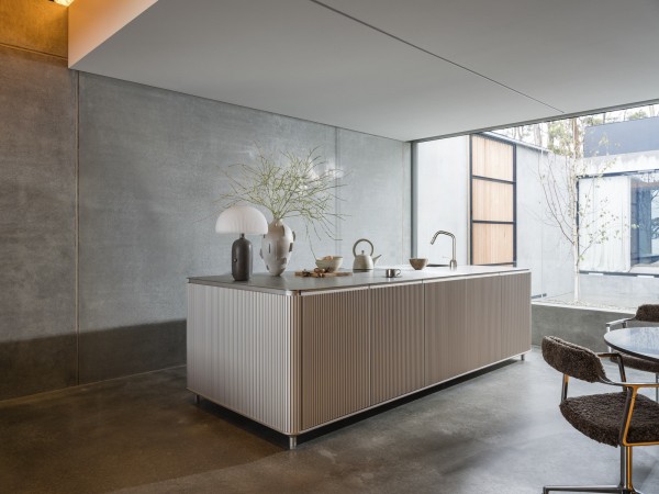 Автономный гостевой дом в брутальном стиле