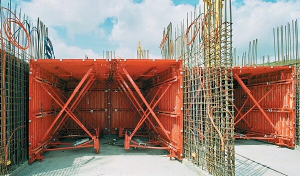 Какой бывает фундамент для дома: типы оснований, области применения