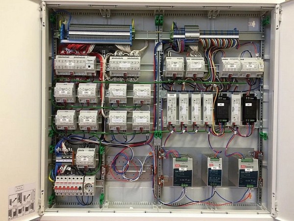 Какую систему умного дома выбрать: особенности выбора и рейтинг лучших — ТОП-10