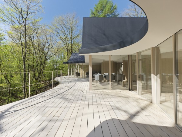 Дом выходного дня со скульптурной крышей Дом выходного дня со скульптурной крышей