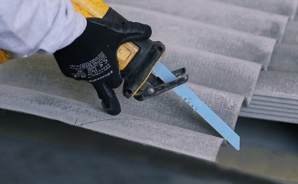 Чем резать шифер: 8 лучших электрических и механических способов для распиливания шифера своими руками