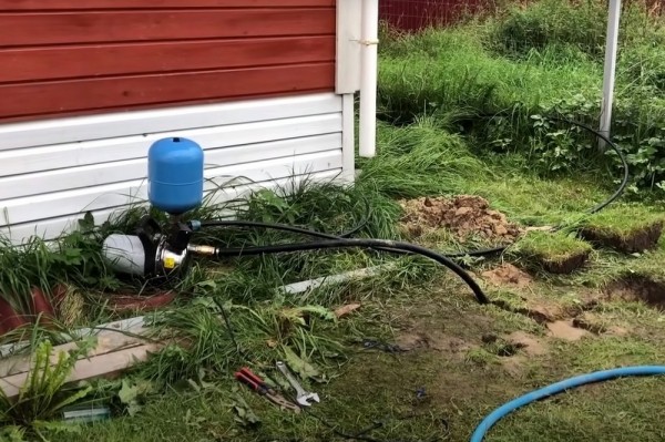 Гидробурение скважины на воду своими руками за 1.5 часа: разбираемся в каких случаях это реально Гидробурение скважины на воду своими руками за 1.5 часа: разбираемся в каких случаях это реально