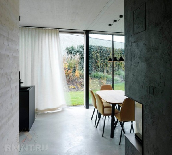 





Деревянный дом с уникальной крышей



