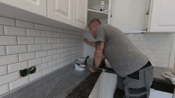 Какая плитка лучше для кухни на фартук