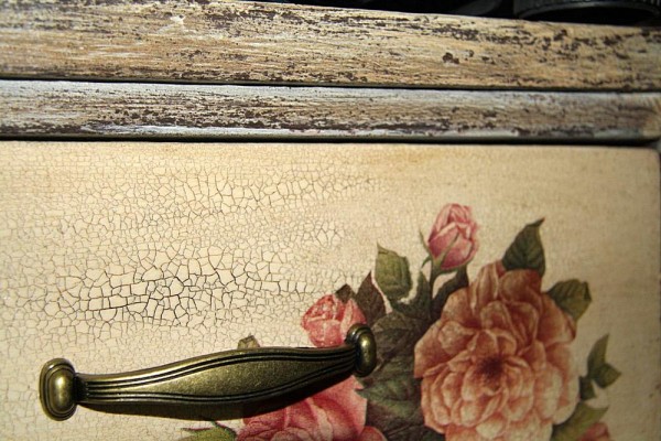 Лак для мебели из дерева какой лучше – правила выбора и рейтинг ТОП-12