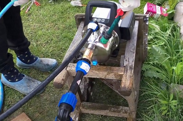 Гидробурение скважины на воду своими руками за 1.5 часа: разбираемся в каких случаях это реально Гидробурение скважины на воду своими руками за 1.5 часа: разбираемся в каких случаях это реально