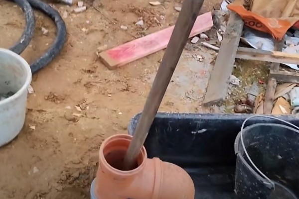 Гидробурение скважины на воду своими руками за 1.5 часа: разбираемся в каких случаях это реально Гидробурение скважины на воду своими руками за 1.5 часа: разбираемся в каких случаях это реально