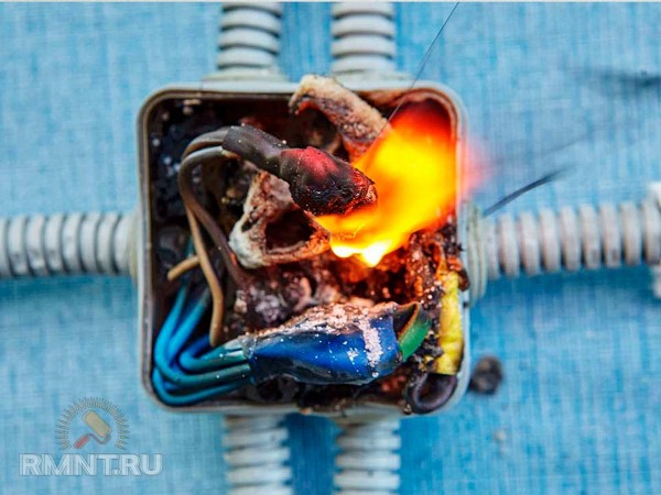 Бытовые предметы, которые могут стать причиной пожара
Бытовые предметы, которые могут стать причиной пожара