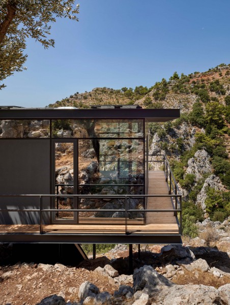 Дом в стиле минимализма и устойчивого развития