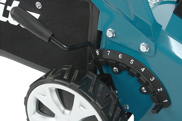 Рейтинг бензиновых самоходных газонокосилок: ТОП-10 лучших моделей