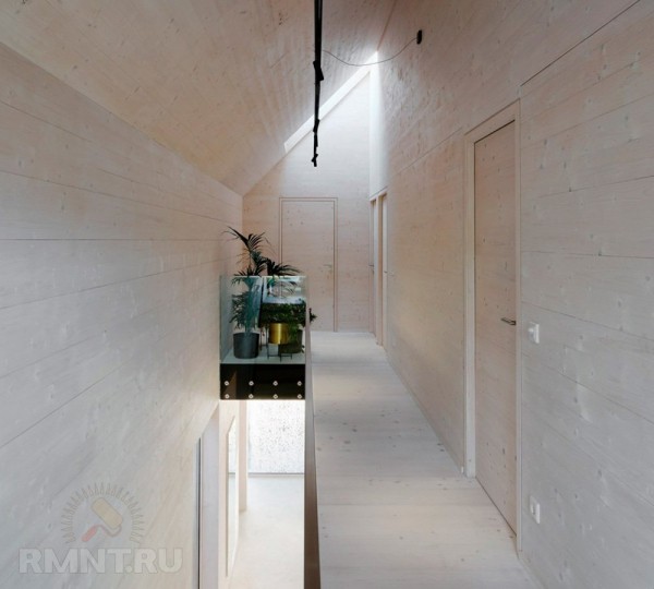 





Деревянный дом с уникальной крышей



