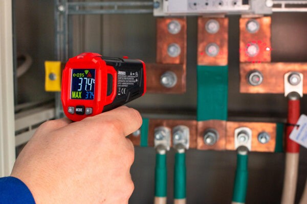 ТОП-12 лучших лазерных и инфракрасных пирометров: для измерения температуры тела, для кондитеров и для бытовых задач