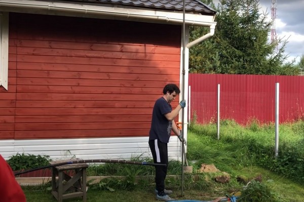 Гидробурение скважины на воду своими руками за 1.5 часа: разбираемся в каких случаях это реально Гидробурение скважины на воду своими руками за 1.5 часа: разбираемся в каких случаях это реально