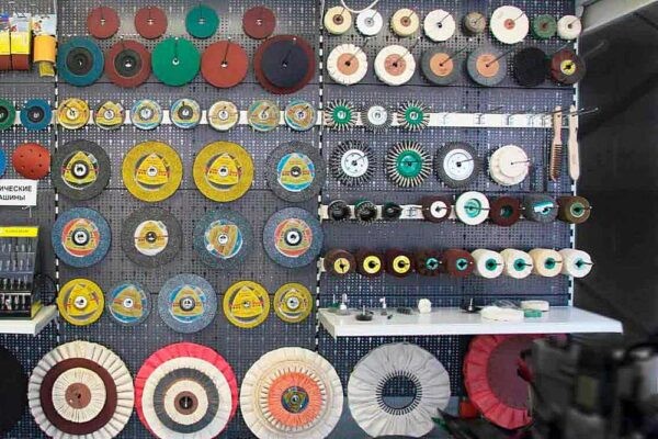 Чем резать шифер: 8 лучших электрических и механических способов для распиливания шифера своими руками