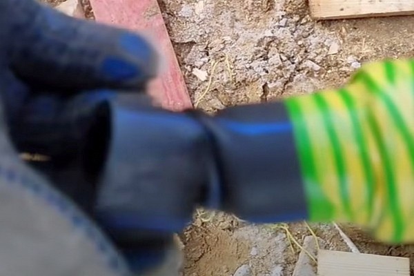 Гидробурение скважины на воду своими руками за 1.5 часа: разбираемся в каких случаях это реально Гидробурение скважины на воду своими руками за 1.5 часа: разбираемся в каких случаях это реально