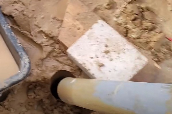 Гидробурение скважины на воду своими руками за 1.5 часа: разбираемся в каких случаях это реально Гидробурение скважины на воду своими руками за 1.5 часа: разбираемся в каких случаях это реально