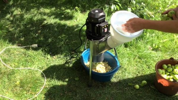 Зернодробилка для домашнего хозяйства, какую выбрать: ТОП-12 лучших моделей, назначение и виды по принципу работы