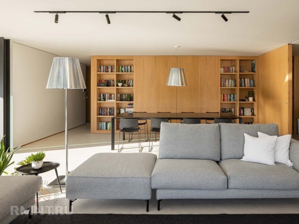 





Монолитный дом со стеклянными стенами



