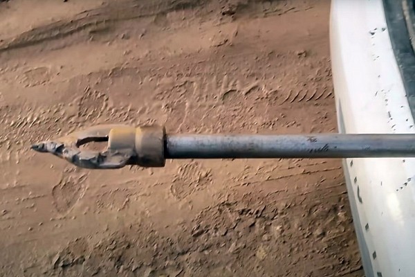 Гидробурение скважины на воду своими руками за 1.5 часа: разбираемся в каких случаях это реально Гидробурение скважины на воду своими руками за 1.5 часа: разбираемся в каких случаях это реально