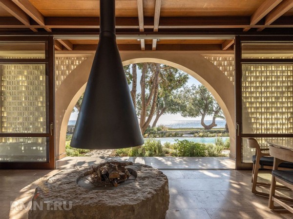 Удивительная вилла для отдыха на Крите
Удивительная вилла для отдыха на Крите