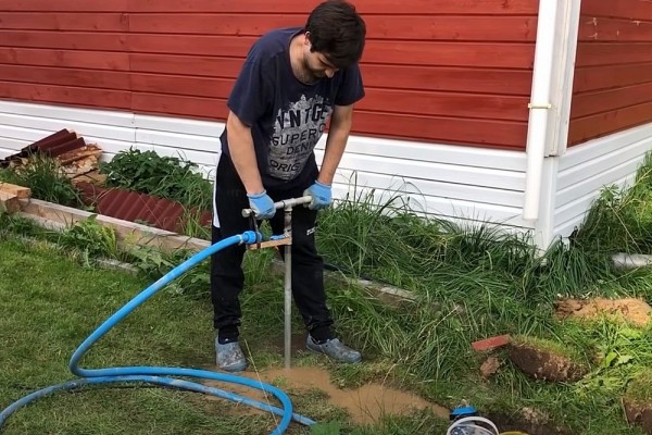 Гидробурение скважины на воду своими руками за 1.5 часа: разбираемся в каких случаях это реально Гидробурение скважины на воду своими руками за 1.5 часа: разбираемся в каких случаях это реально