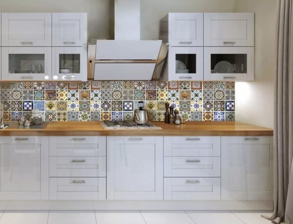 Какие бывают фартуки для кухни: ТОП-11 лучших вариантов, советы по выбору, особенности и уход