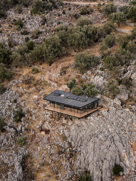 Дом в стиле минимализма и устойчивого развития