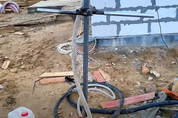 Гидробурение скважины на воду своими руками за 1.5 часа: разбираемся в каких случаях это реально Гидробурение скважины на воду своими руками за 1.5 часа: разбираемся в каких случаях это реально