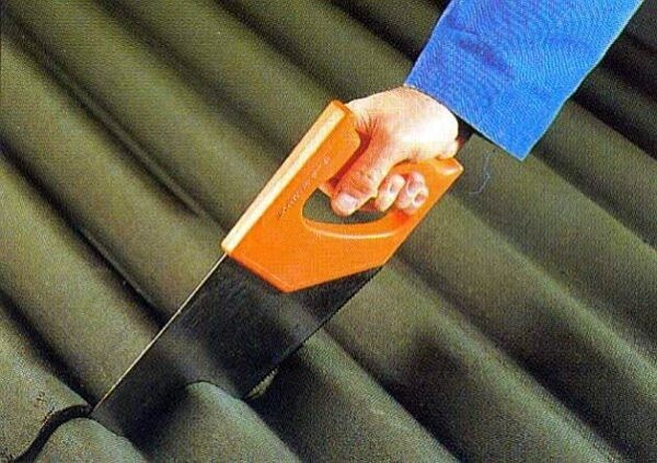 Чем резать шифер: 8 лучших электрических и механических способов для распиливания шифера своими руками