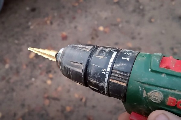 Гидробурение скважины на воду своими руками за 1.5 часа: разбираемся в каких случаях это реально Гидробурение скважины на воду своими руками за 1.5 часа: разбираемся в каких случаях это реально