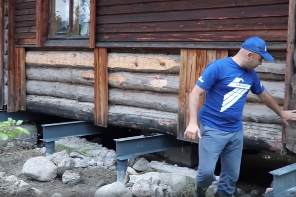 Как поднять баню для замены венцов или ремонта фундамента