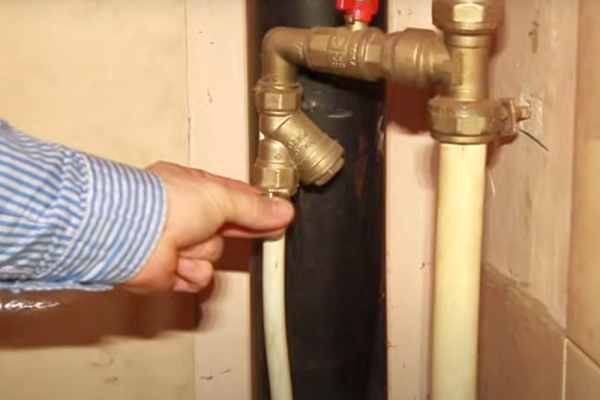 Как установить счетчики на воду в квартире: подробная пошаговая инструкция