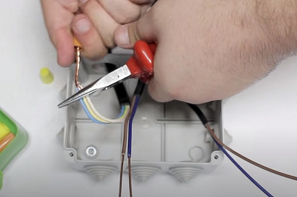Чем соединить провода между собой &mdash; инструкции, достоинства и недостатки разных способов