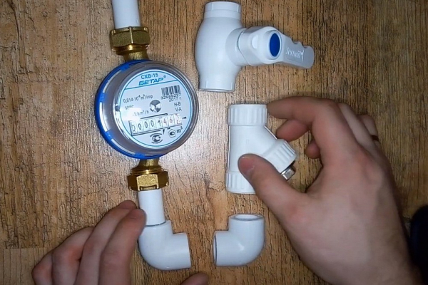Как установить счетчики на воду в квартире: подробная пошаговая инструкция