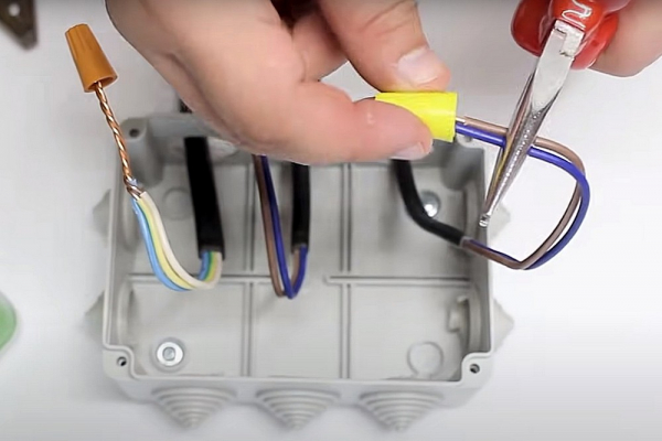 Чем соединить провода между собой &mdash; инструкции, достоинства и недостатки разных способов