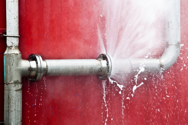 Гидроудар в системе водоснабжения — почему возникает, и как с ним бороться Гидроудар в системе водоснабжения — почему возникает, и как с ним бороться