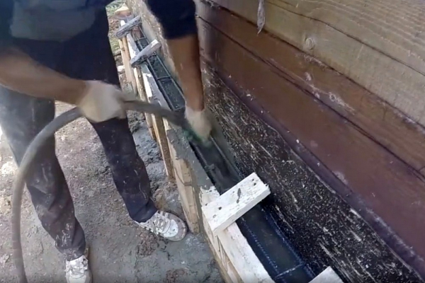 Как поднять баню для замены венцов или ремонта фундамента