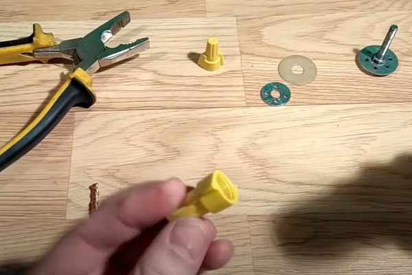 Чем соединить провода между собой &mdash; инструкции, достоинства и недостатки разных способов