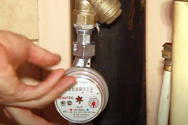 Как установить счетчики на воду в квартире: подробная пошаговая инструкция