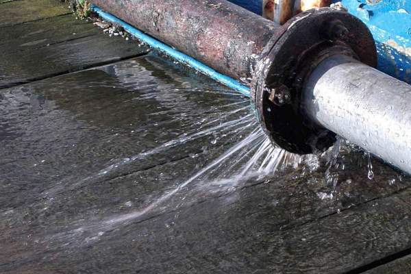 Гидроудар в системе водоснабжения — почему возникает, и как с ним бороться Гидроудар в системе водоснабжения — почему возникает, и как с ним бороться