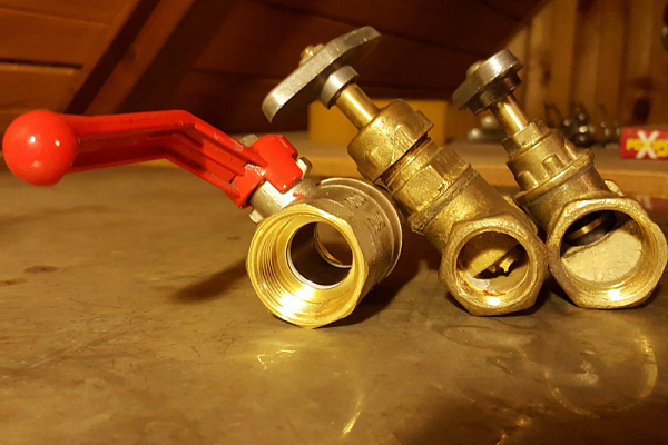 Гидроудар в системе водоснабжения — почему возникает, и как с ним бороться Гидроудар в системе водоснабжения — почему возникает, и как с ним бороться