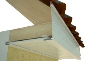 Подшивка крыши софитом &mdash; технология выполнения работ своими руками: пошаговая инструкция