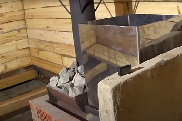 Доска для пола в баню &mdash; какая нужна и варианты ее использования