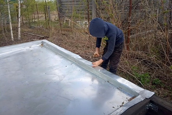 Доска для пола в баню &mdash; какая нужна и варианты ее использования