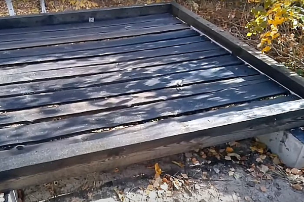 Доска для пола в баню &mdash; какая нужна и варианты ее использования