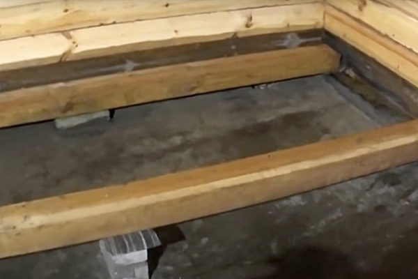 Доска для пола в баню &mdash; какая нужна и варианты ее использования